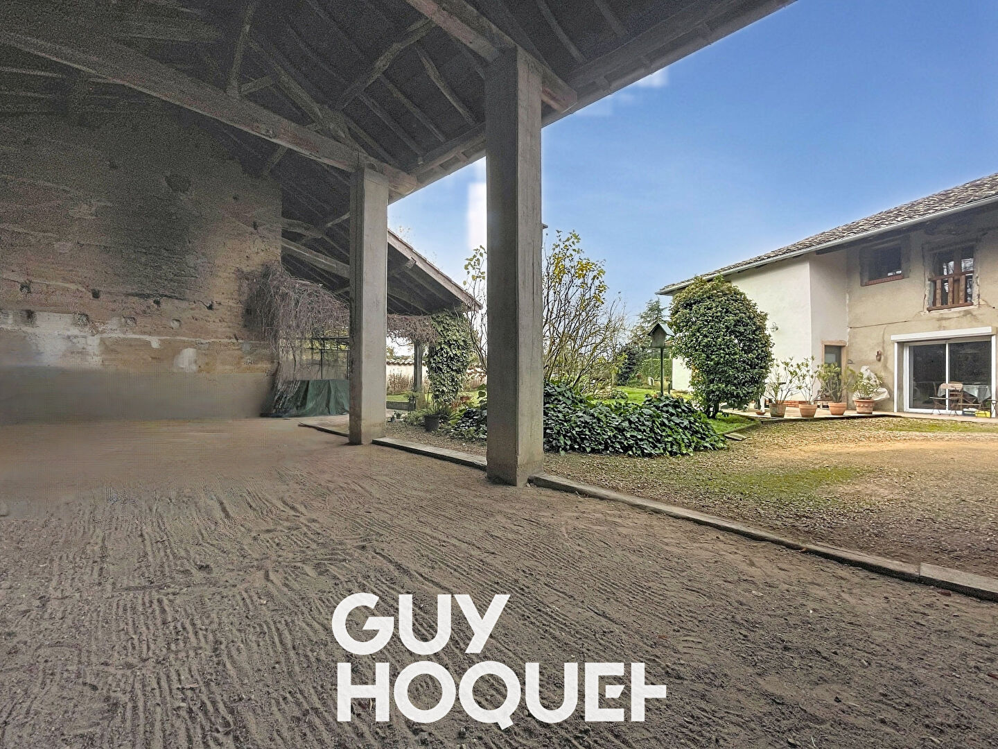 Corps de ferme 5 Chs + Dépendances et Terrain constructible