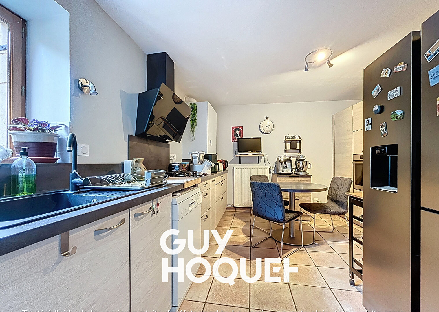 Jolie Maison de village au Coeur du Mâconnais - 71960 PIERRECLOS