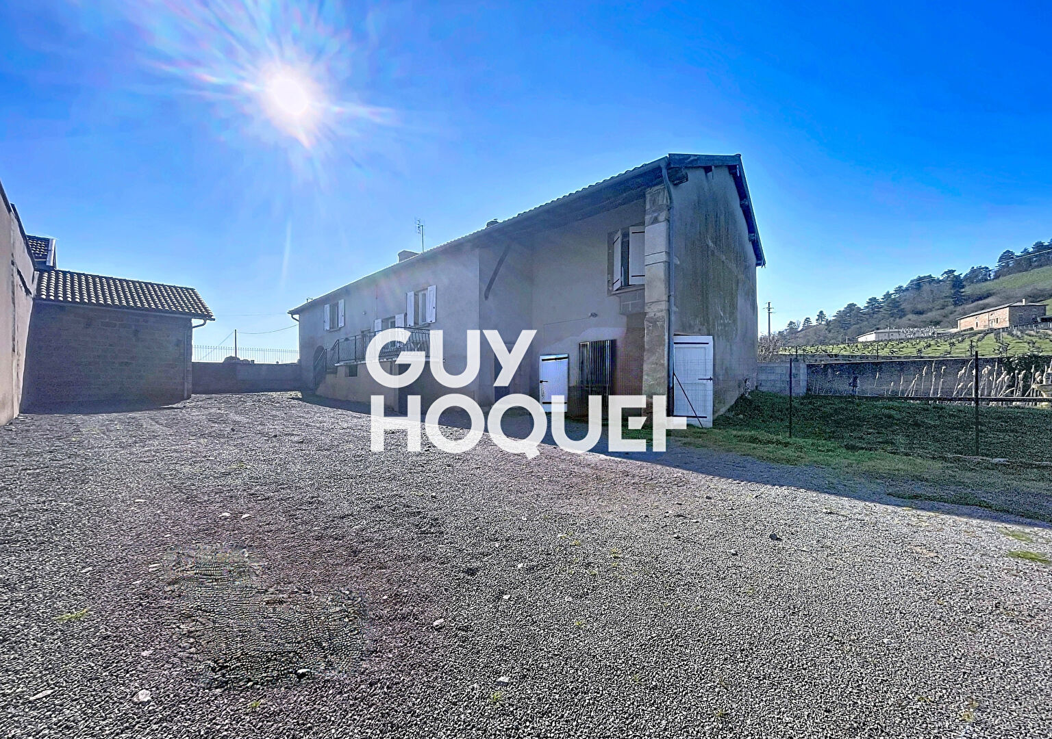 Maison Ancienne 4CHBS + Gge et Terrain - 69220 FLEURIE