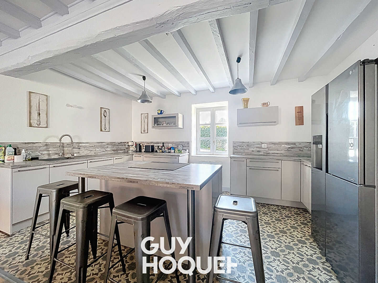 Maison Ancienne 4CHBS + Gge et Terrain - 69220 FLEURIE