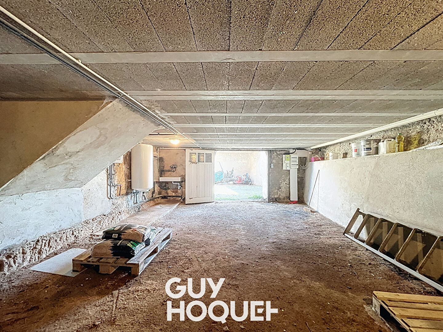 Maison Ancienne 4CHBS + Gge et Terrain - 69220 FLEURIE