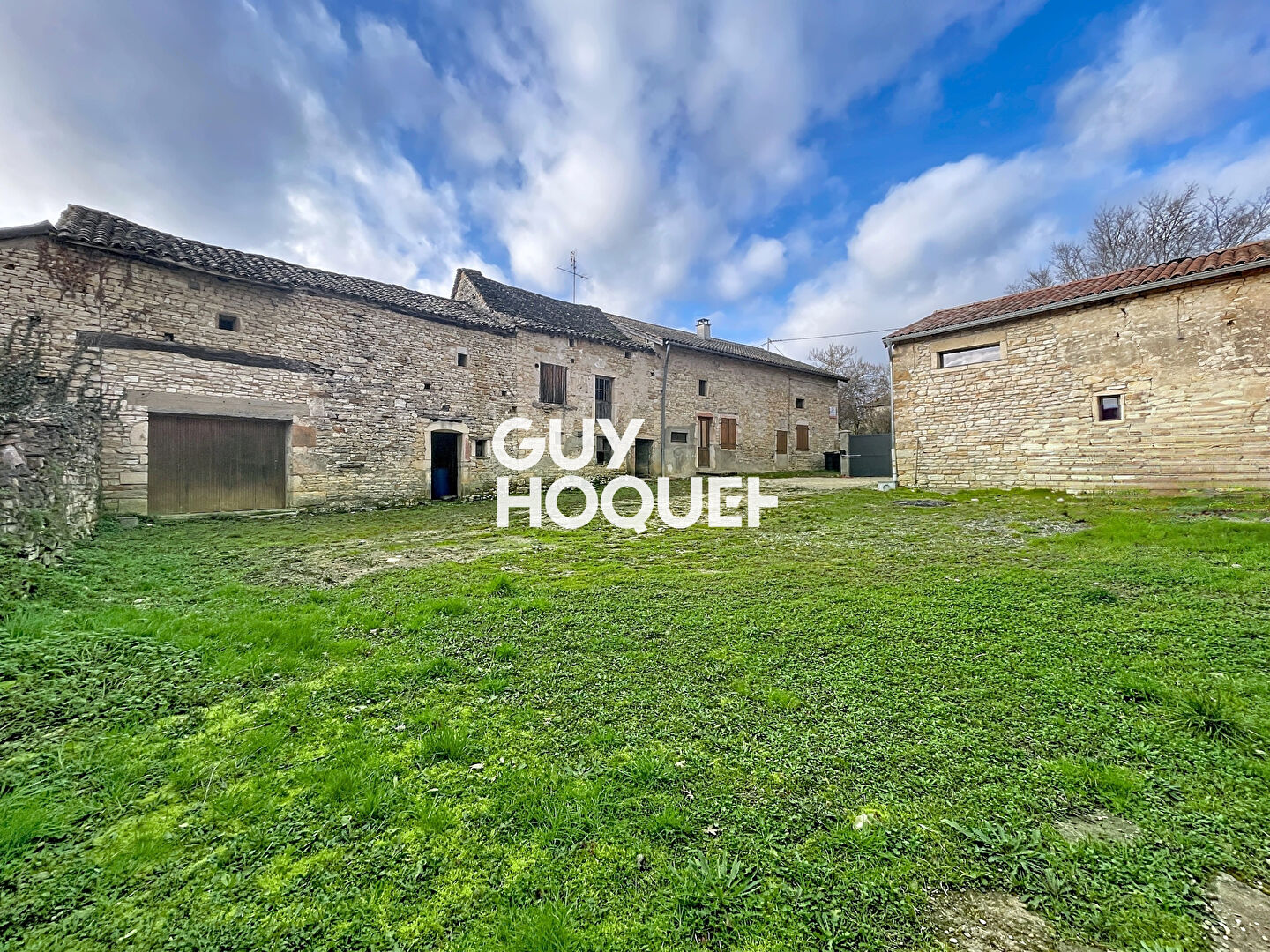 Maison Vire 71260  / 4 pièces / 80 m2 / Dépendances