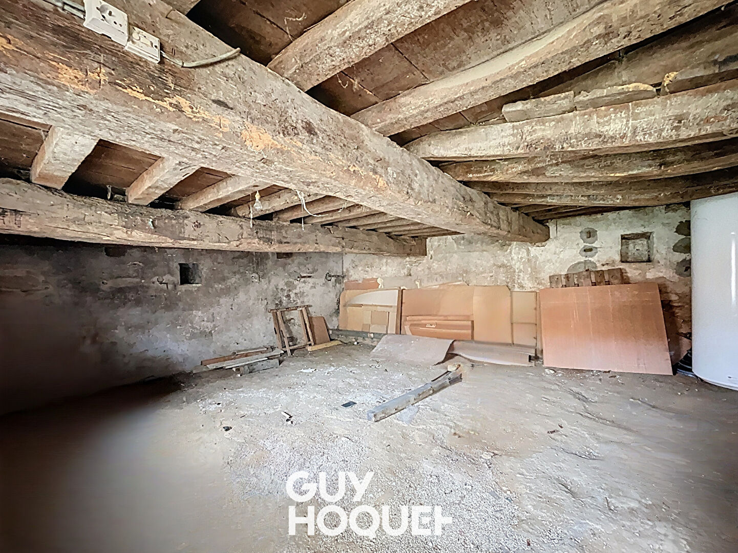 Maison Vire 71260  / 4 pièces / 80 m2 / Dépendances