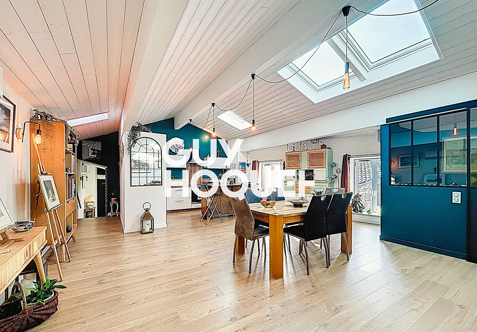 Maison en Pierre 2 Chs + Bureau + Terrasse et Cour - 71570 PRUZILLY