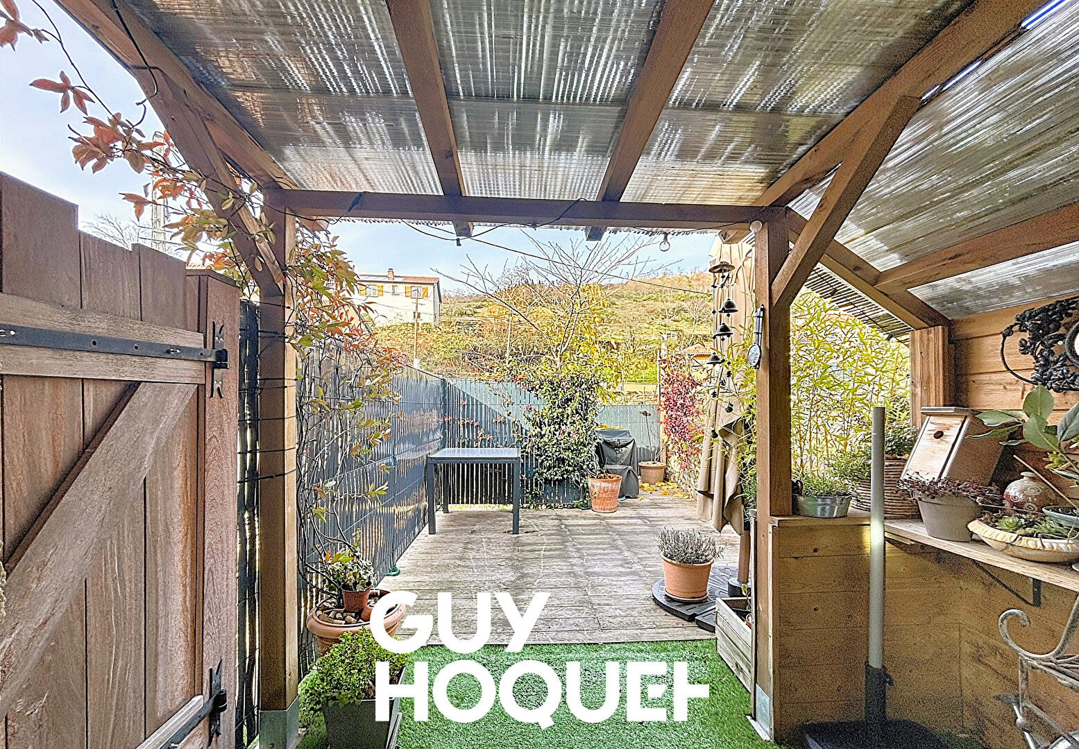 Maison en Pierre 2 Chs + Bureau + Terrasse et Cour - 71570 PRUZILLY