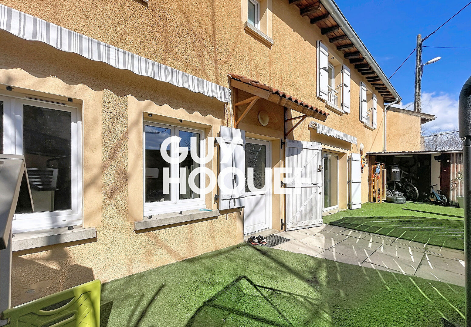 Maison de Village 3 Chambre et Terrain de 172 m² environ - 71570 LA CHAPELLE DE GUINCHAY