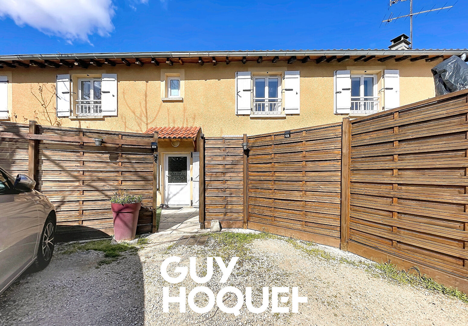 Maison de Village 3 Chambre et Terrain de 172 m² environ - 71570 LA CHAPELLE DE GUINCHAY