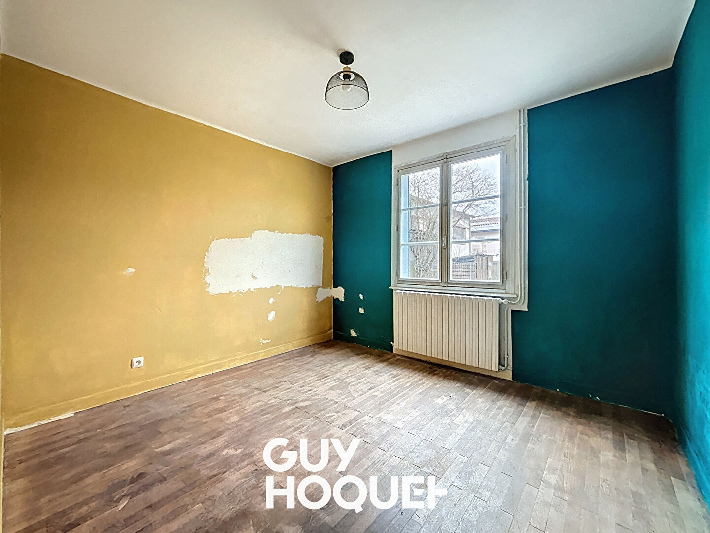 Maison  4 pièces 96.08 m2 / Fort potentiel / Maison de plain-pied / dépendances / 1 500 m² de terrain