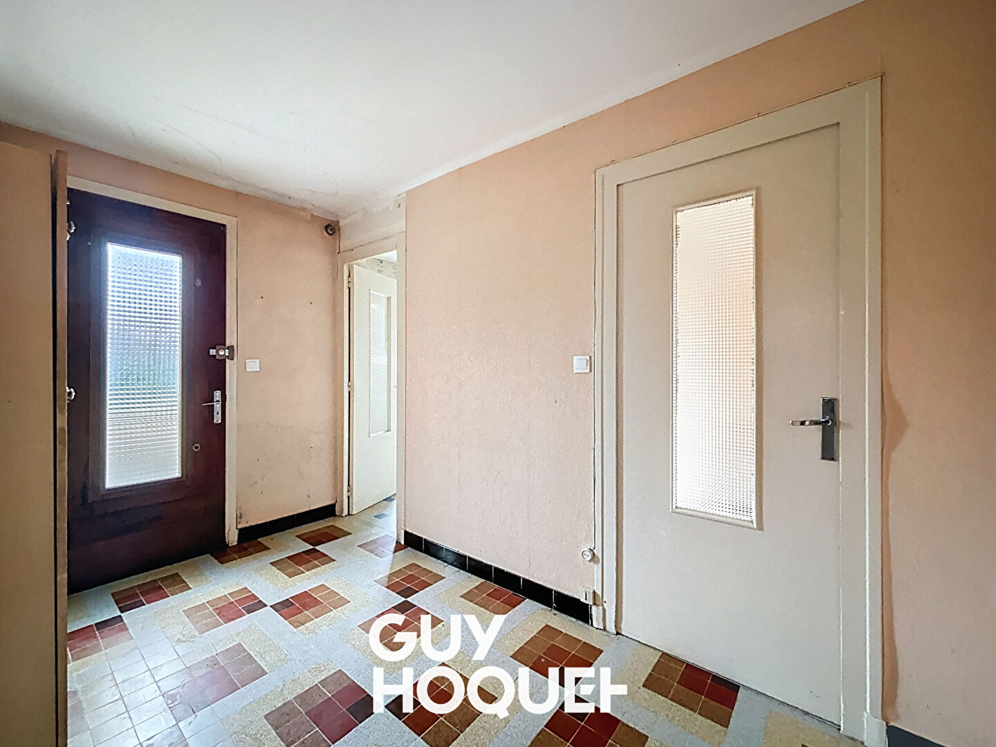 Maison  4 pièces 96.08 m2 / Fort potentiel / Maison de plain-pied / dépendances / 1 500 m² de terrain