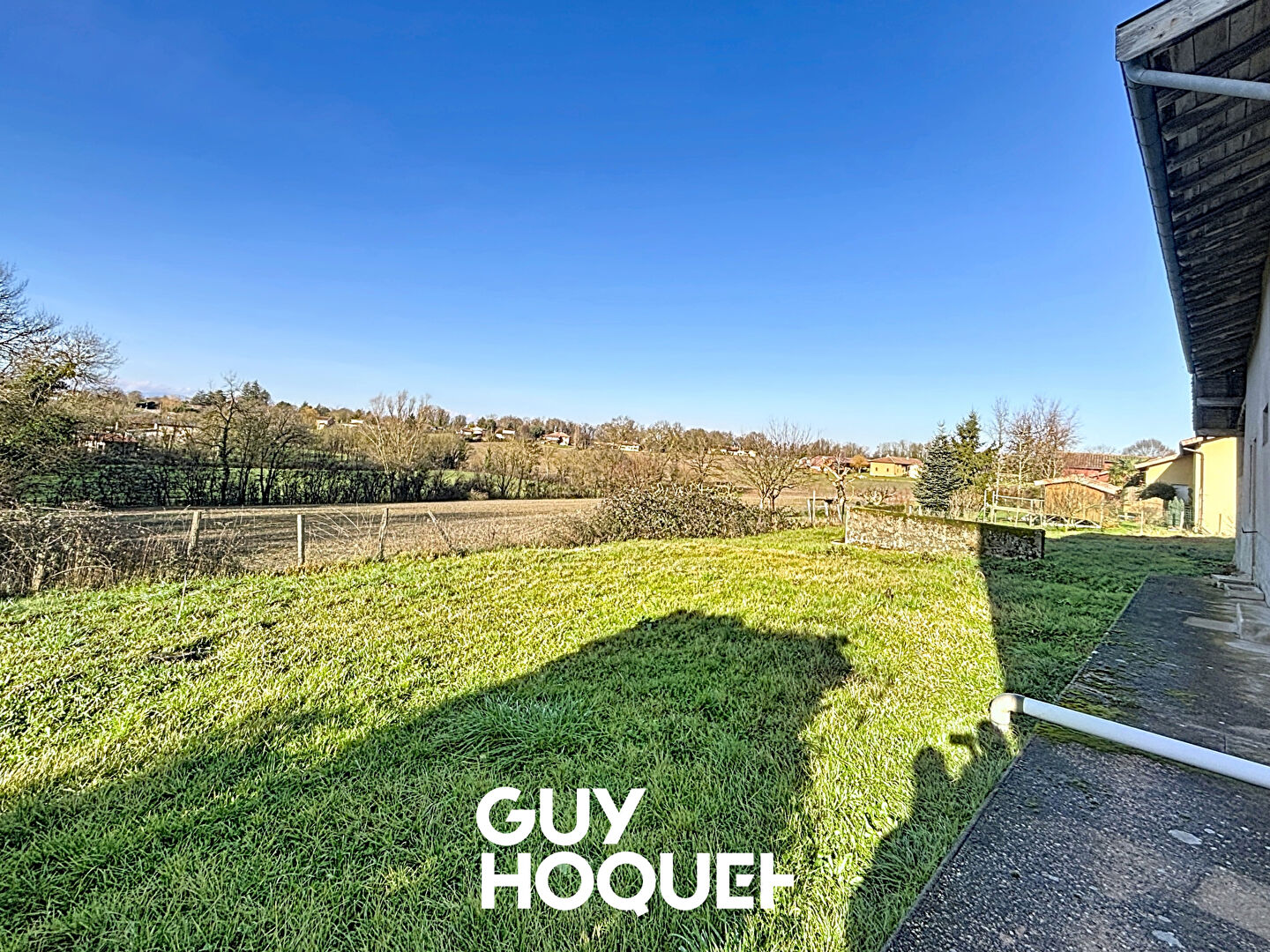 Ferme à Rénover 3 Chs +  Dépendances - 01380 SAINT CYR SUR MENTHON