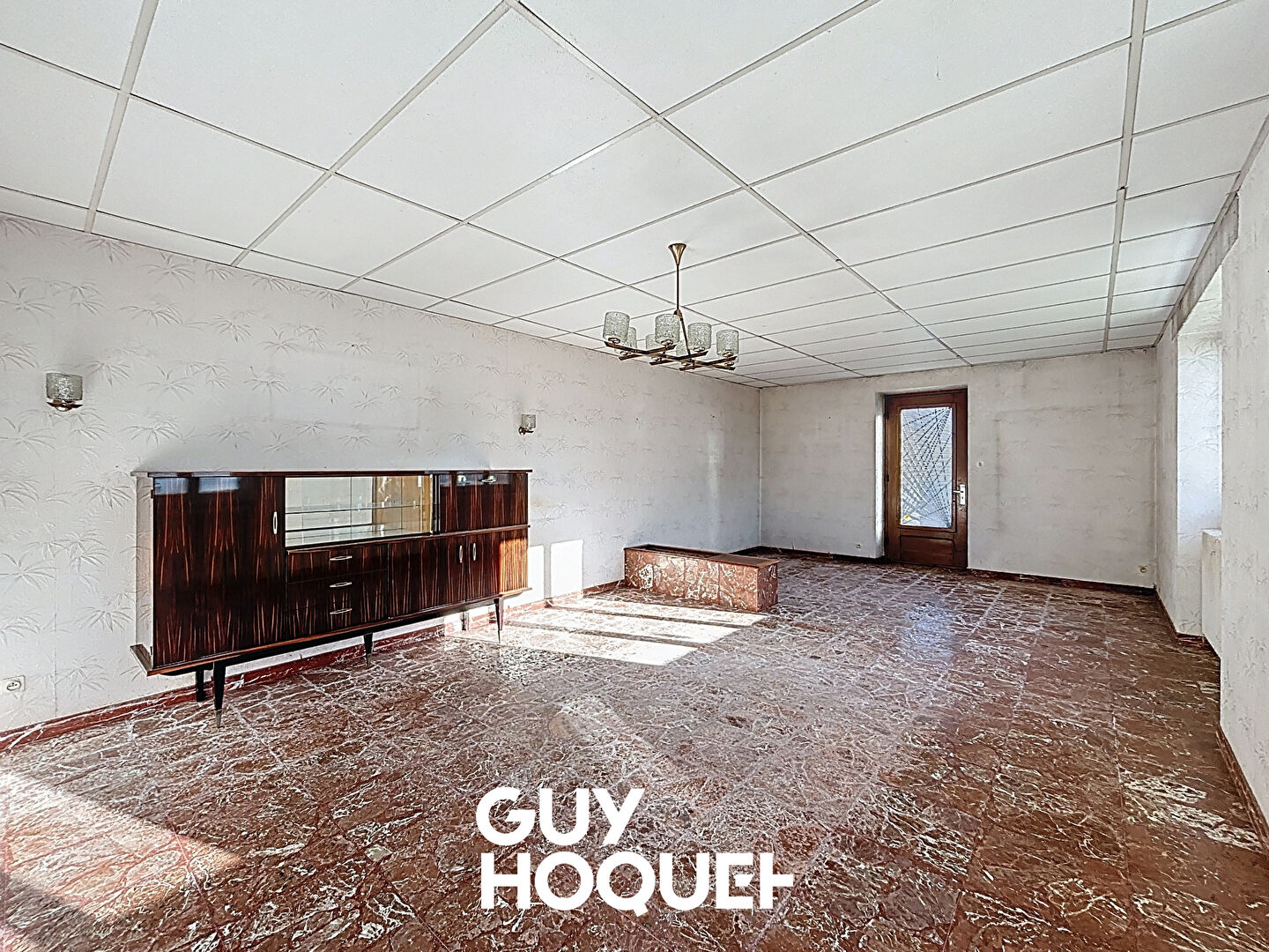 Ferme à Rénover 3 Chs +  Dépendances - 01380 SAINT CYR SUR MENTHON