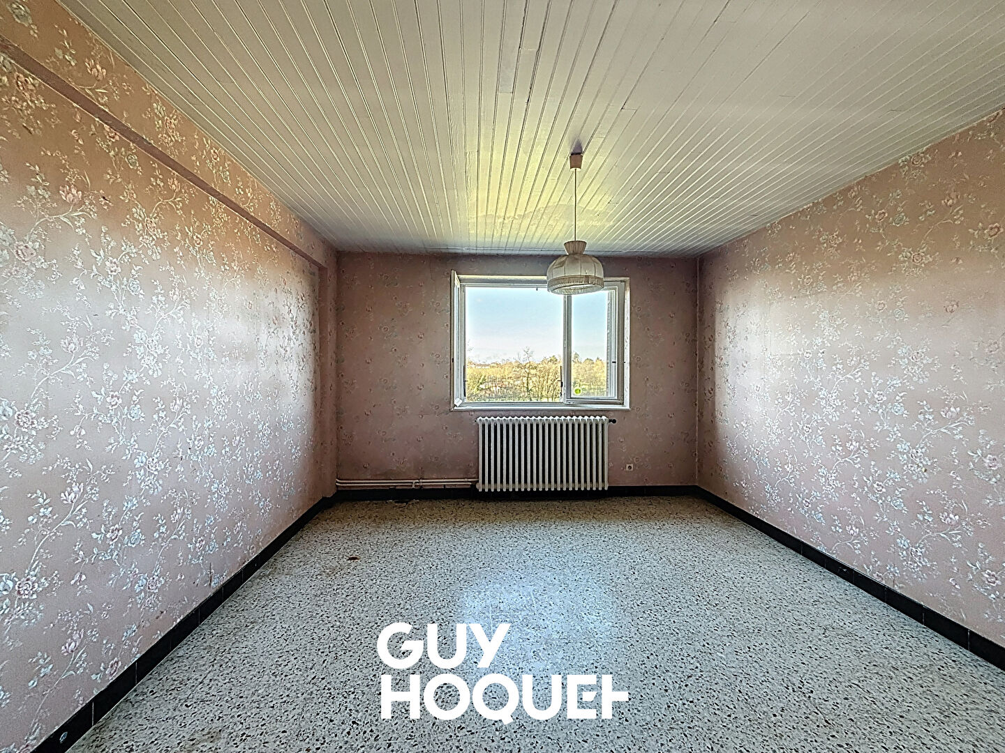 Ferme à Rénover 3 Chs +  Dépendances - 01380 SAINT CYR SUR MENTHON