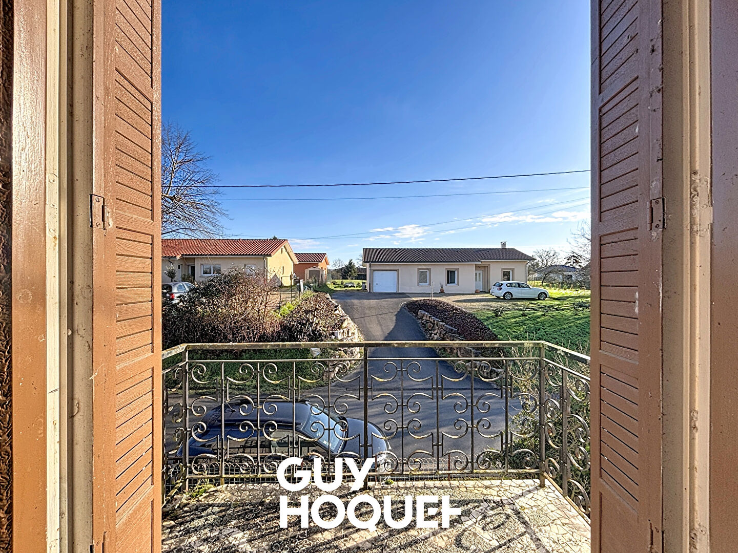 Ferme à Rénover 3 Chs +  Dépendances - 01380 SAINT CYR SUR MENTHON