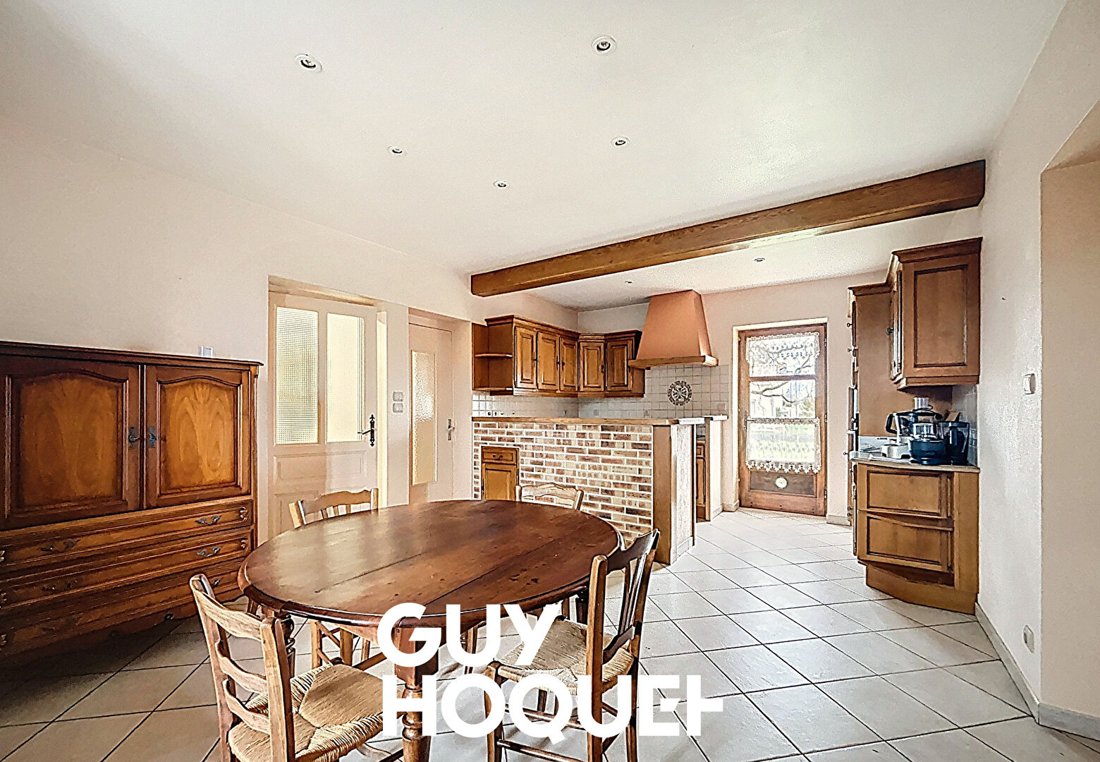 Ferme Bressane 3 Chambres  + Greniers Aménageables + Dépendances et terrain Constructible de 4551 m²