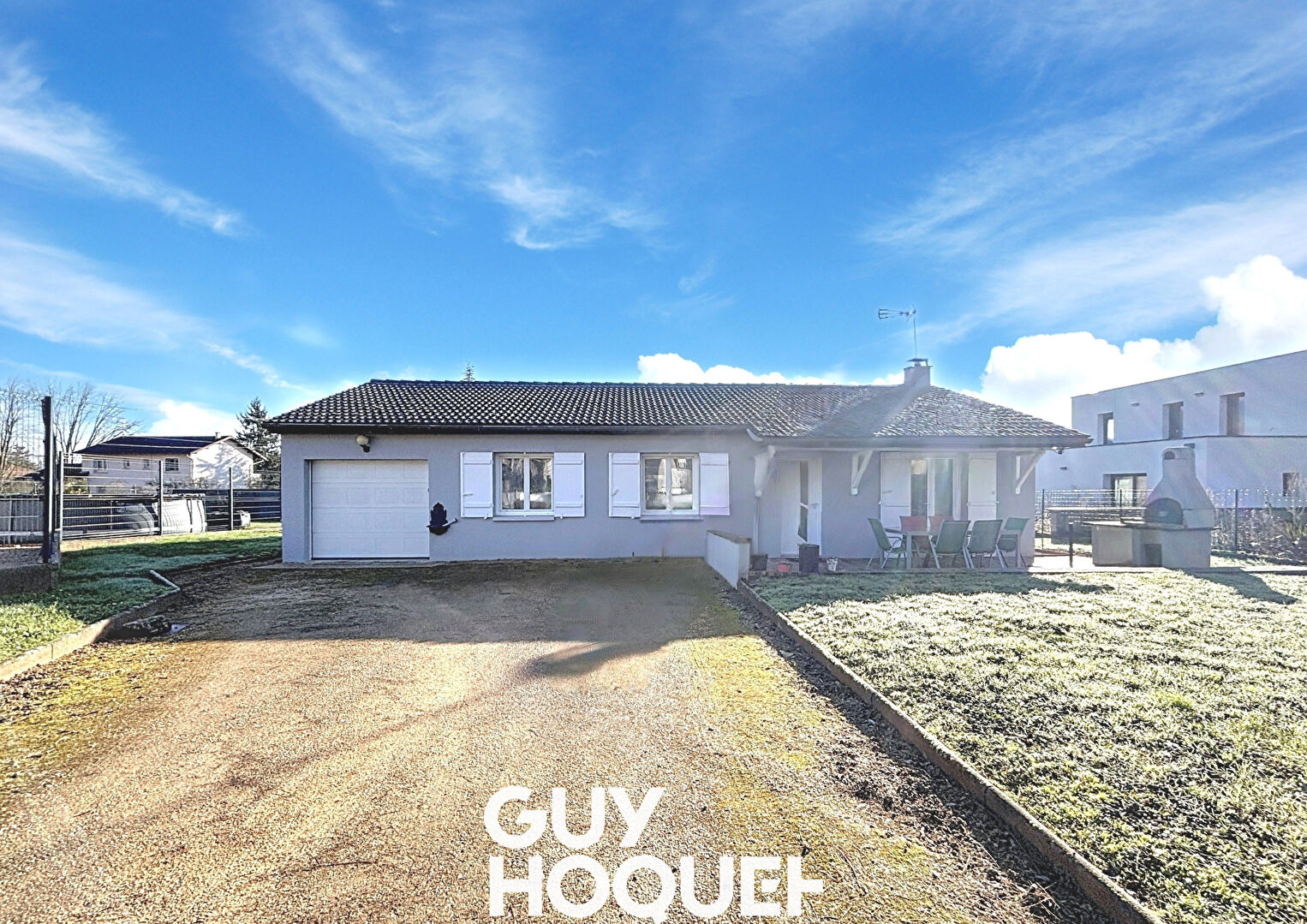 SOUS COMPROMIS - Maison Sennece Les Macon