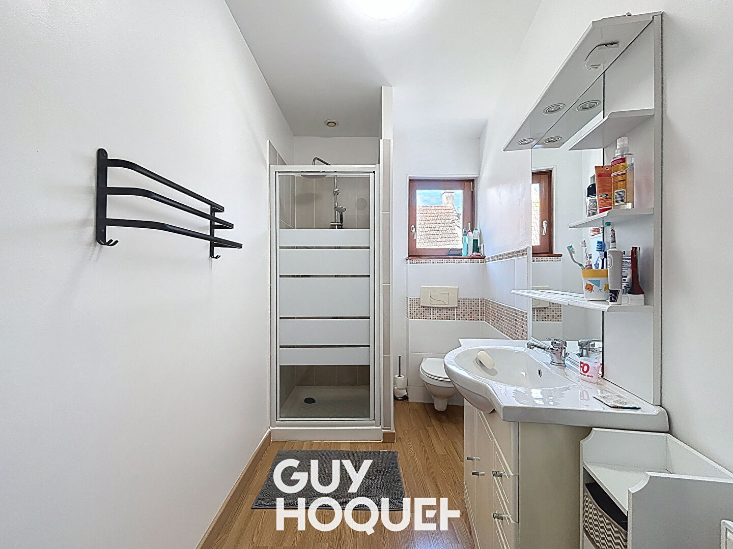 Maison / Charme de l'ancien / Village viticole /  Viré.