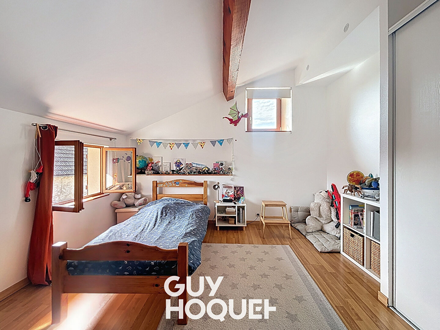 Maison / Charme de l'ancien / Village viticole /  Viré.