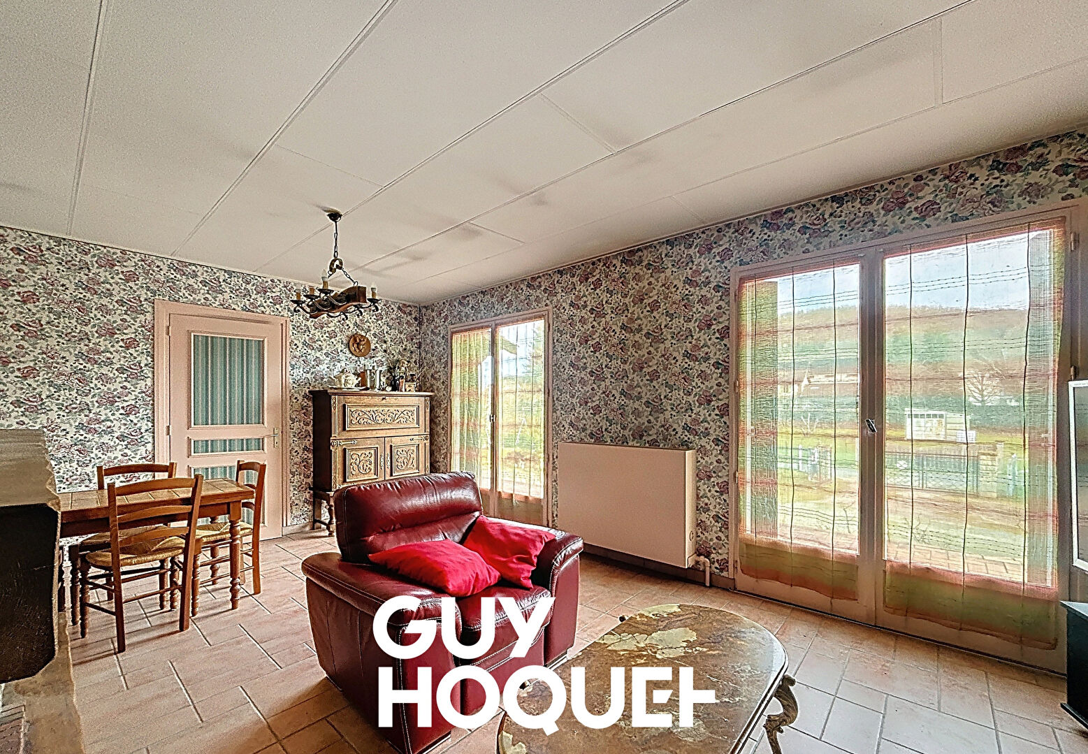 Villa de Plain Pied 4 Chambres + Garage et Terrain Constructible de 2001 m² - 71960 IGE