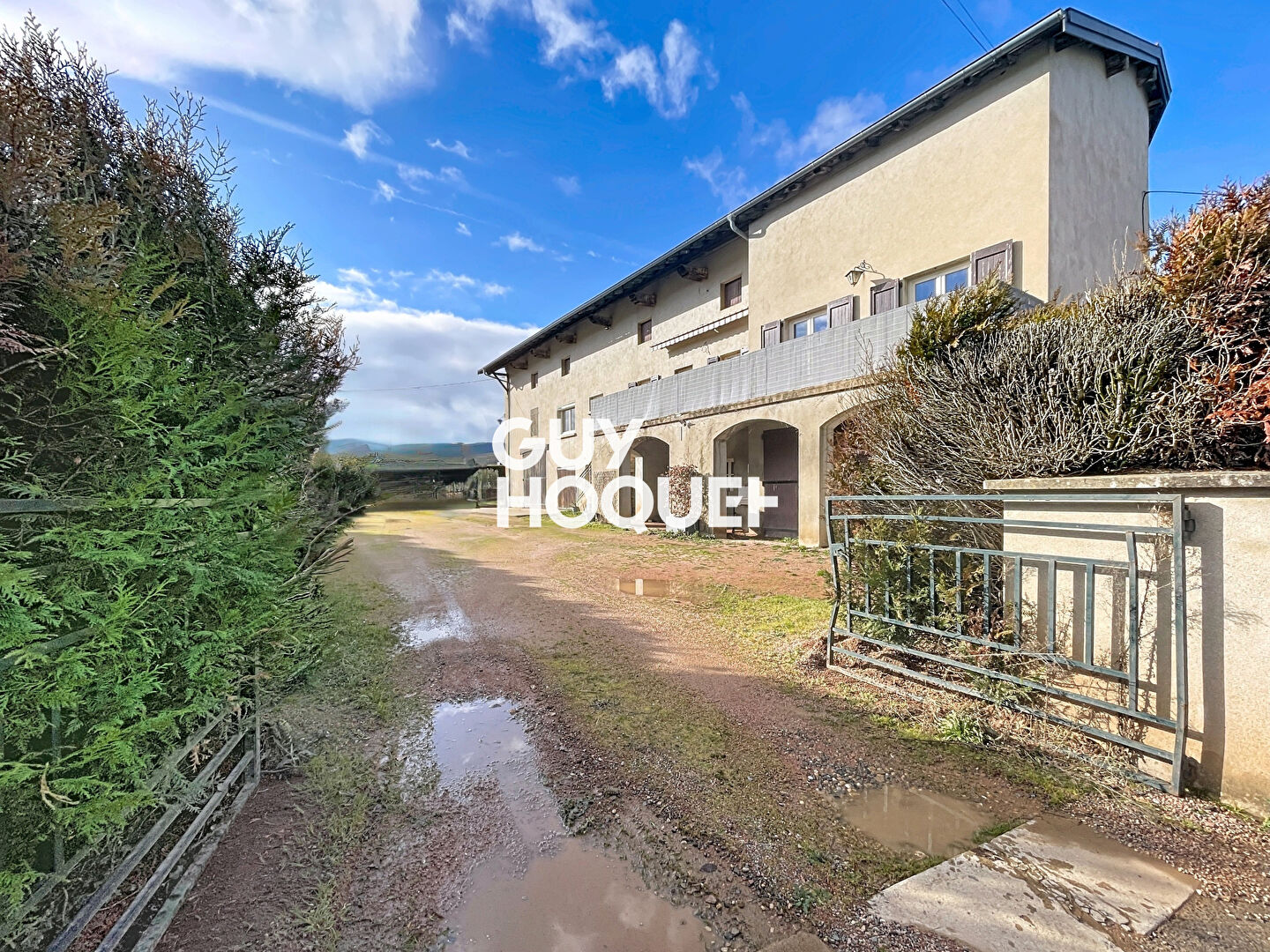 Charmante Maison Rénovée, Dépendances - 69840 JULIÉNAS