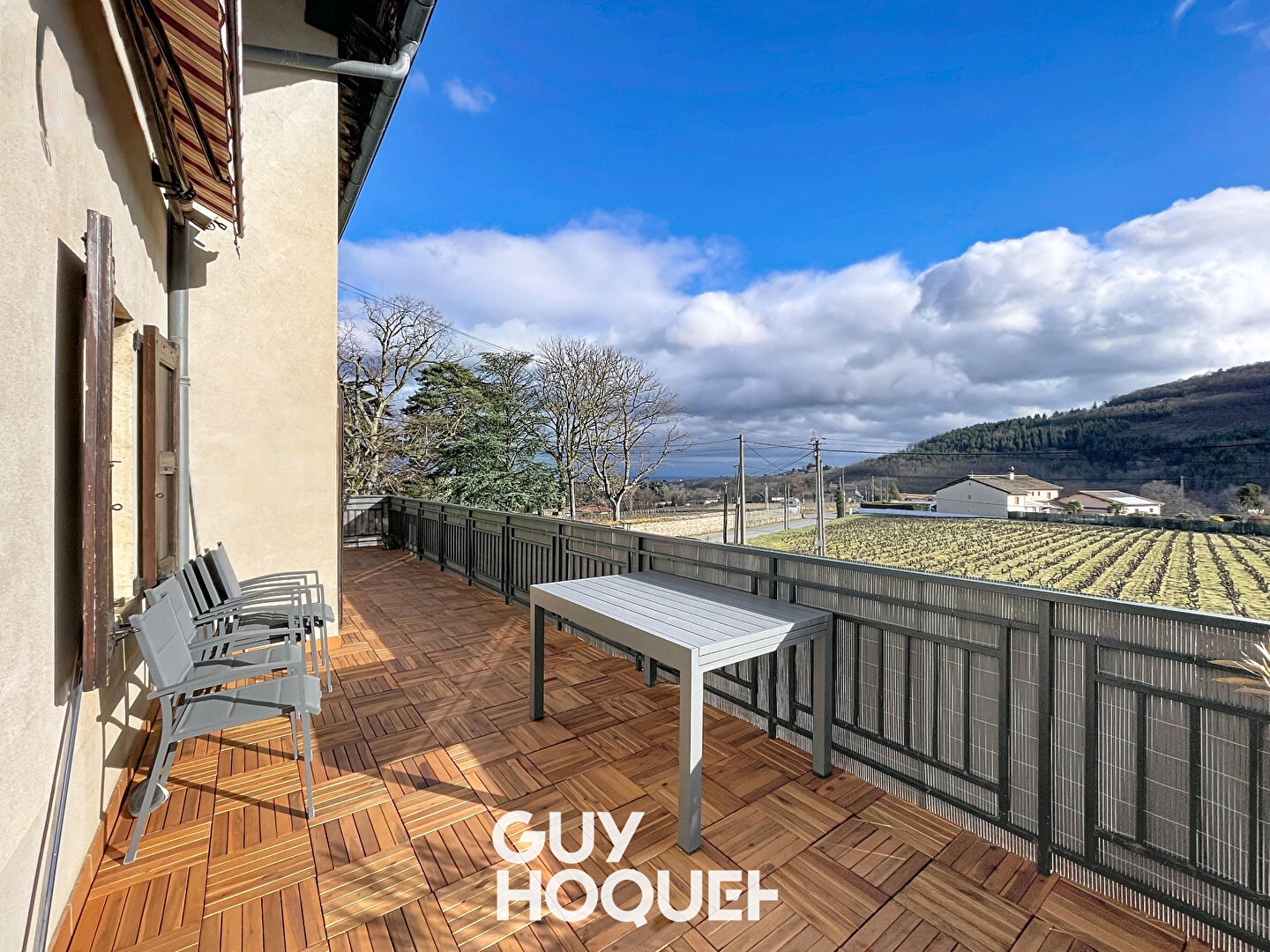 Charmante Maison Rénovée, Dépendances - 69840 JULIÉNAS