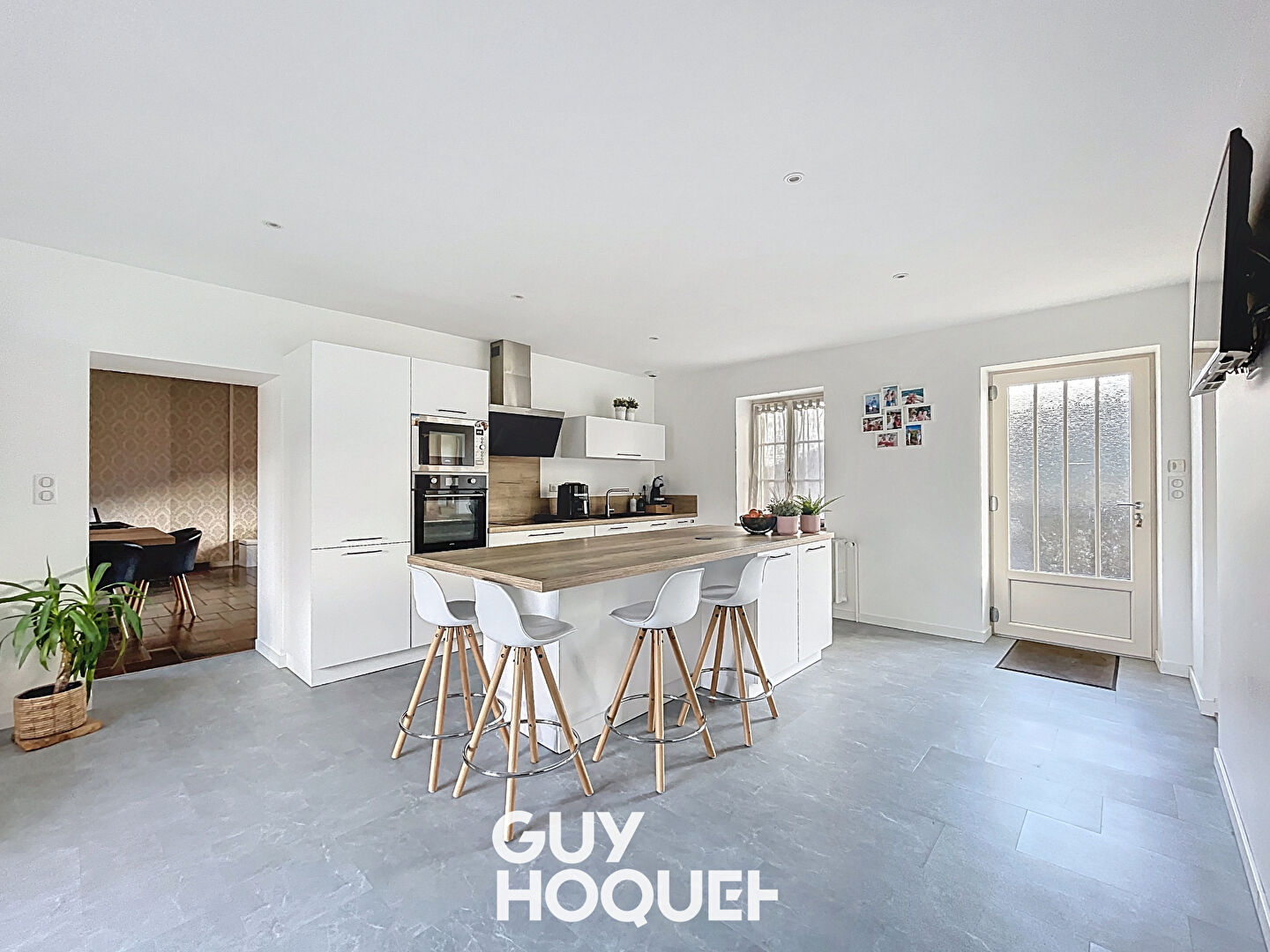 Charmante Maison Rénovée, Dépendances - 69840 JULIÉNAS