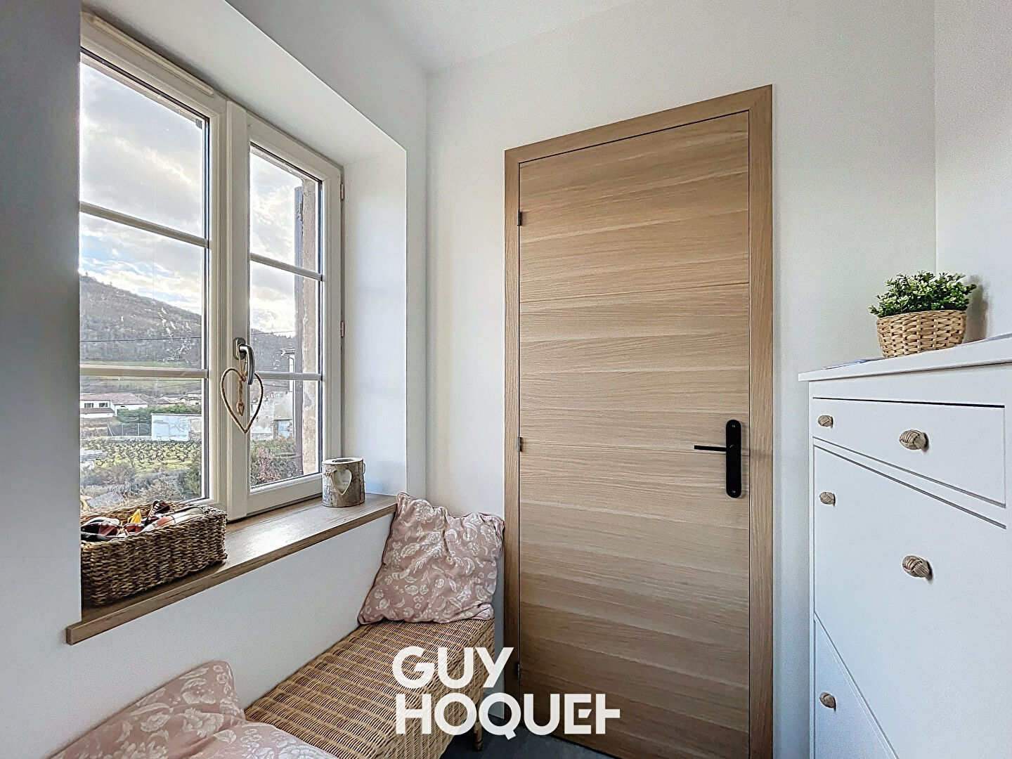 Charmante Maison Rénovée, Dépendances - 69840 JULIÉNAS