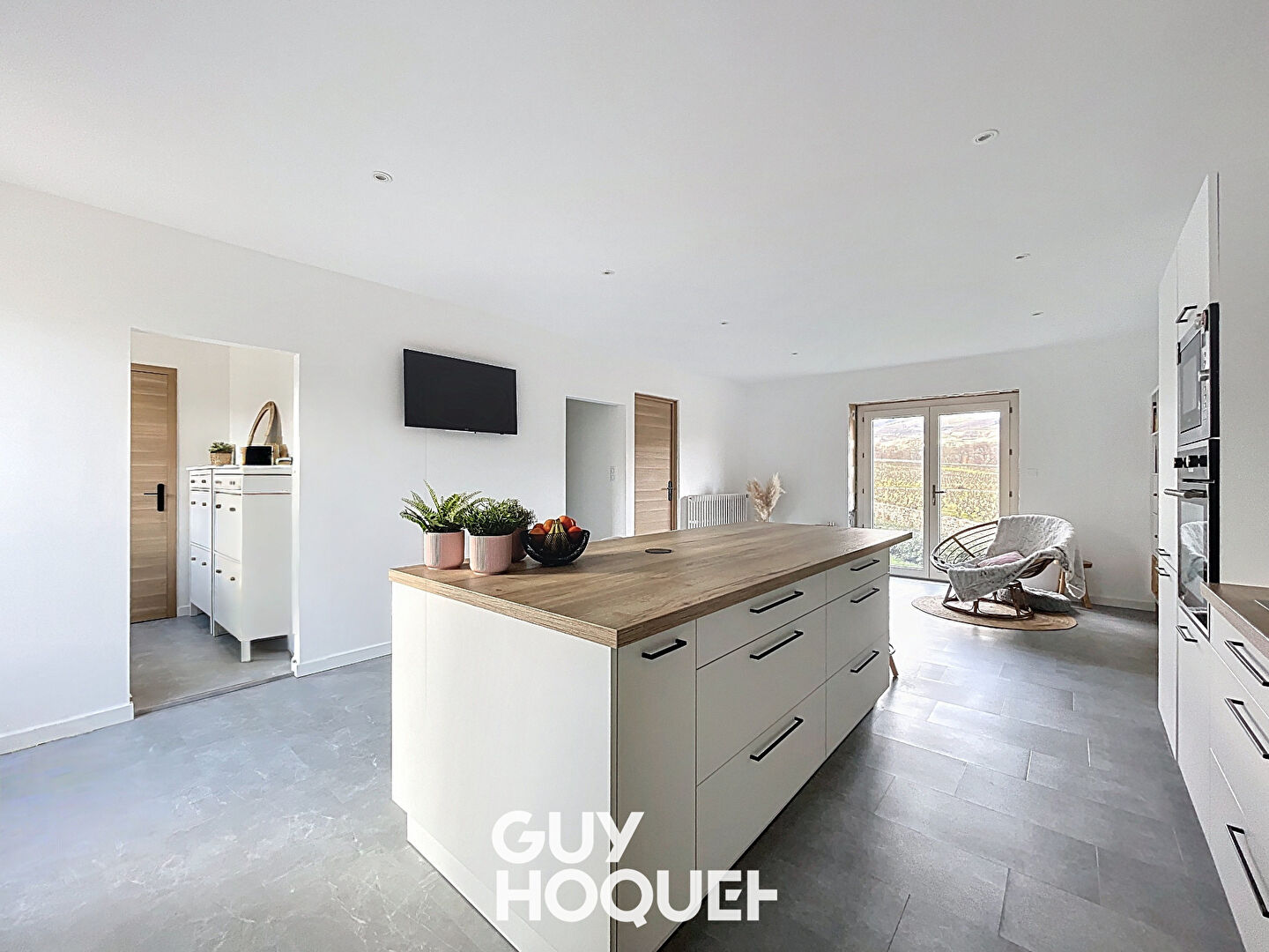 Charmante Maison Rénovée, Dépendances - 69840 JULIÉNAS