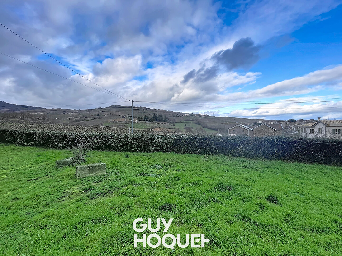 Charmante Maison Rénovée, Dépendances - 69840 JULIÉNAS