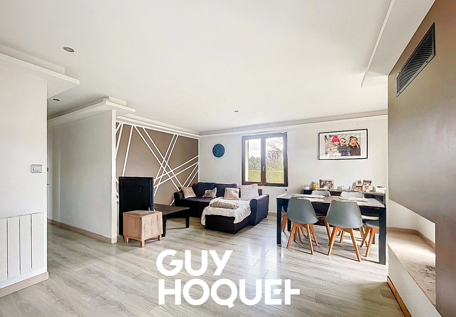 Maison sur sous sol complet 3 Chs + Garage + Cave et terrain  Constructible de 1526 m²  environ - 71680 CERCHES SUR SAONE