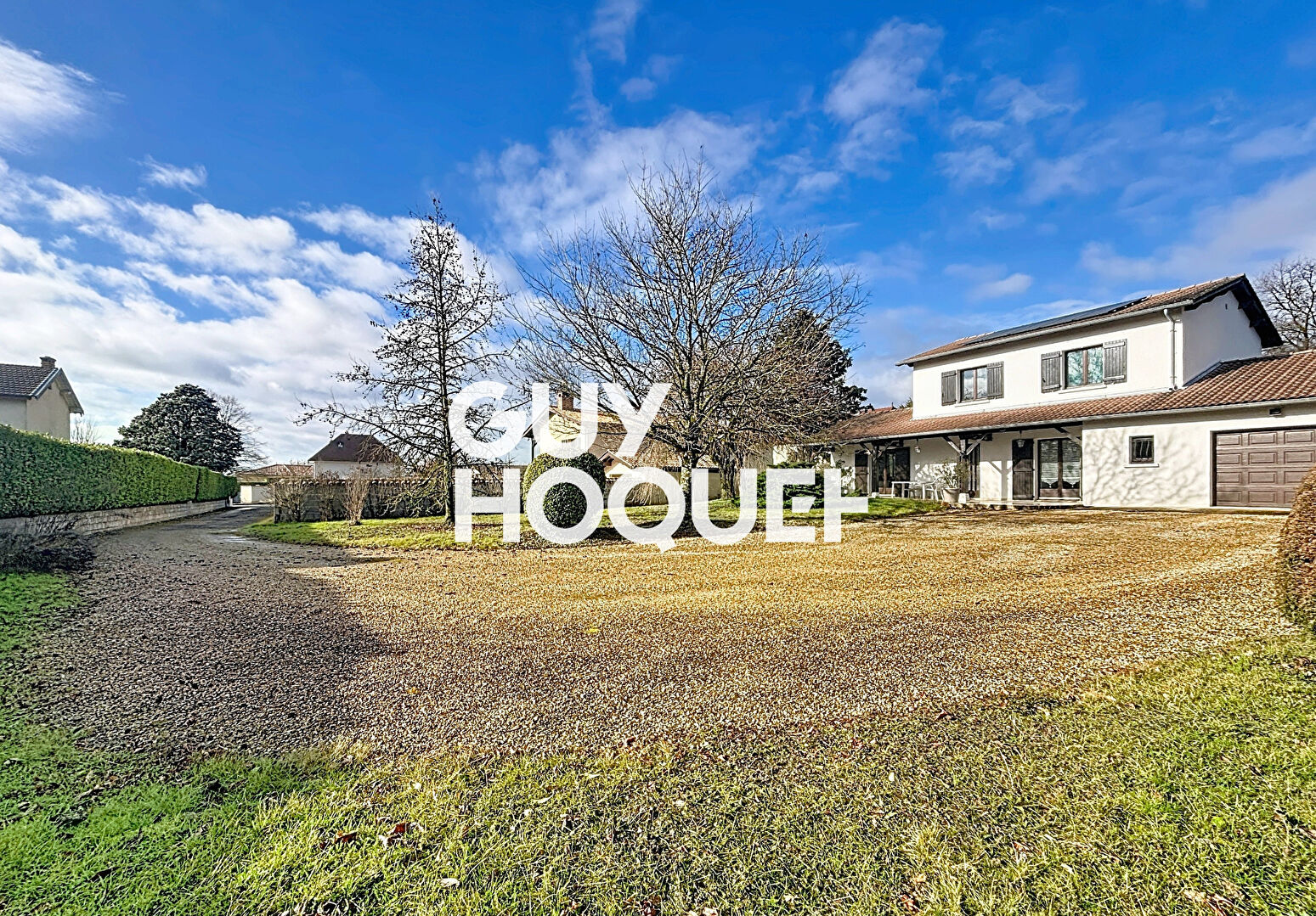 Charmante Maison 4 Chambres + Garage et Terrain Constructible de 1526 m² environ - 71570 LA CHAPELLE DE GUINCHAY