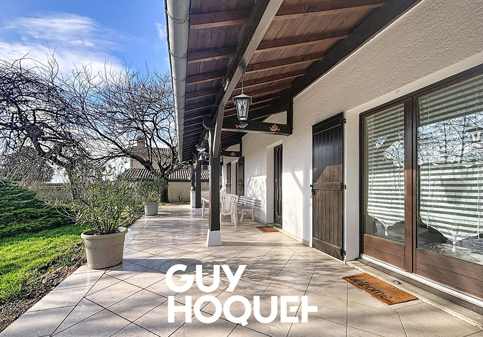 Charmante Maison 4 Chambres + Garage et Terrain Constructible de 1526 m² environ - 71570 LA CHAPELLE DE GUINCHAY