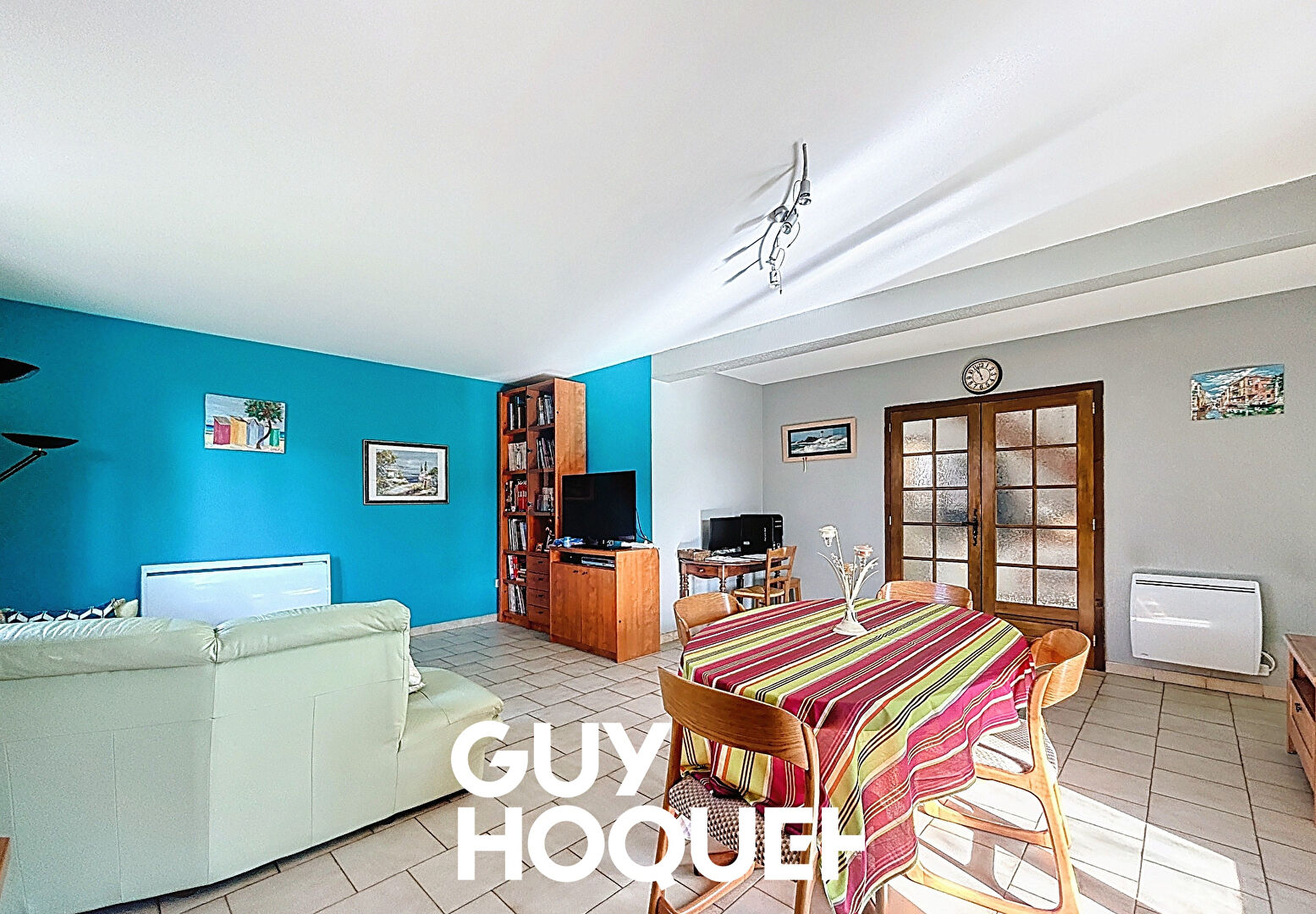 Charmante Maison 4 Chambres + Garage et Terrain Constructible de 1526 m² environ - 71570 LA CHAPELLE DE GUINCHAY