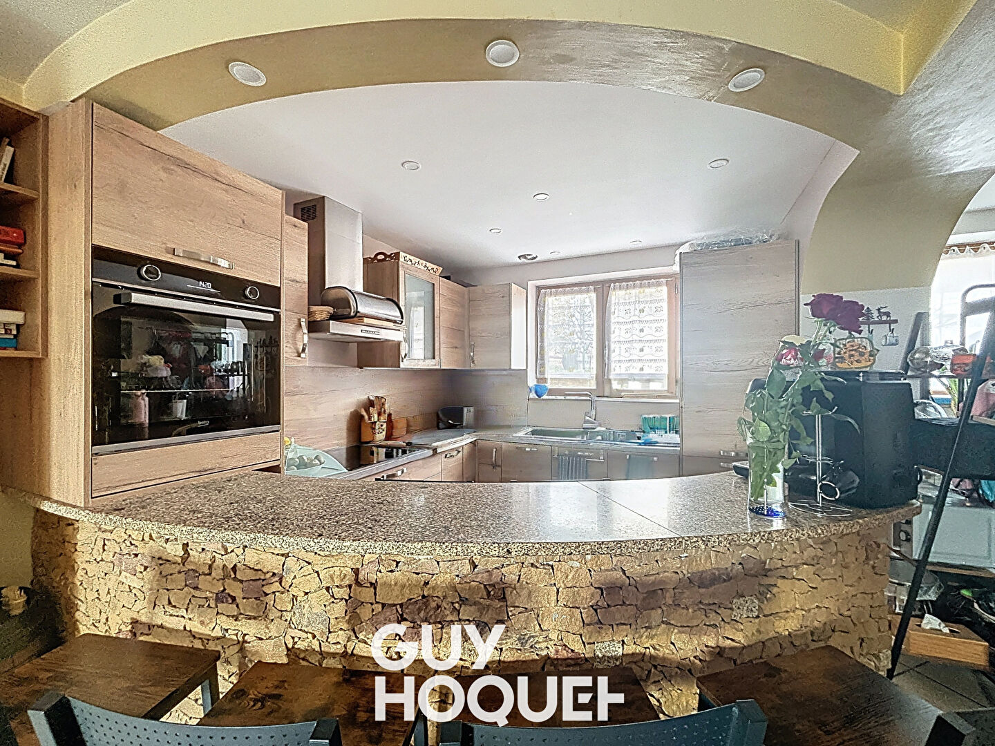 Charmante Maison sur 2 niveaux,  3 Chambres, GGE - 01290 BIZIAT