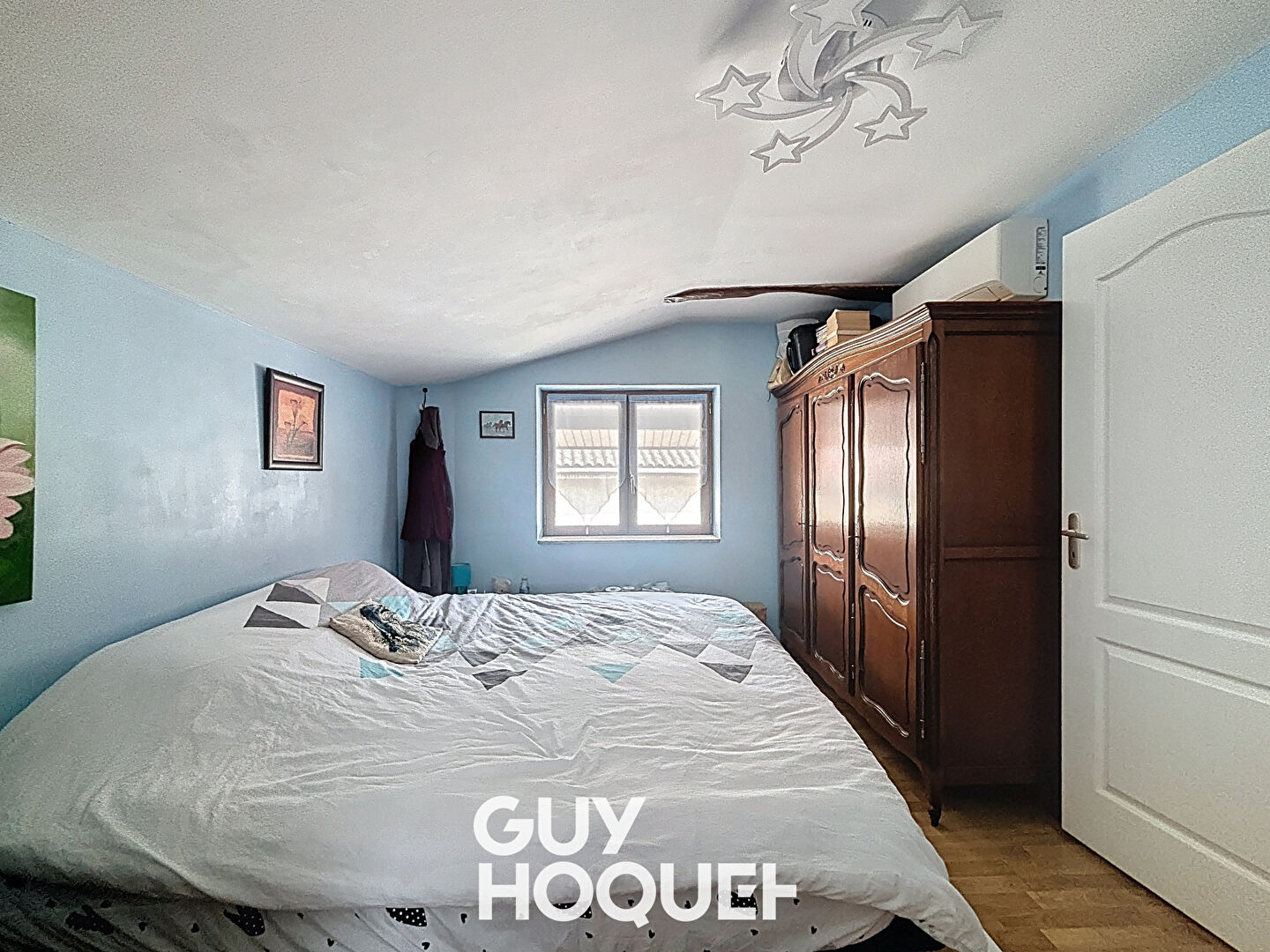 Charmante Maison sur 2 niveaux,  3 Chambres, GGE - 01290 BIZIAT