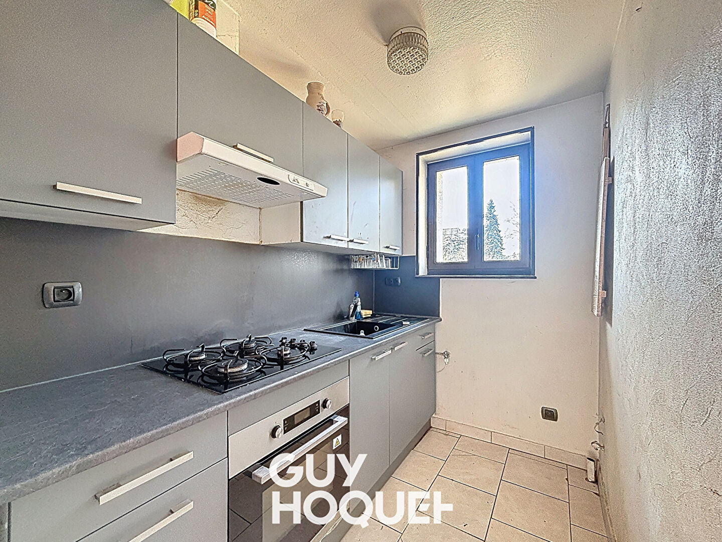 Maison 4 Chambres + Terrasse, garage et cave 71570 LA CHAPELLE DE GUINCHAY