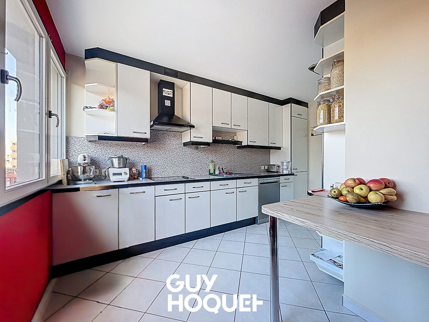 Appartement T5 Lumineux avec Balcon, Cave et Garage 71000 MACON