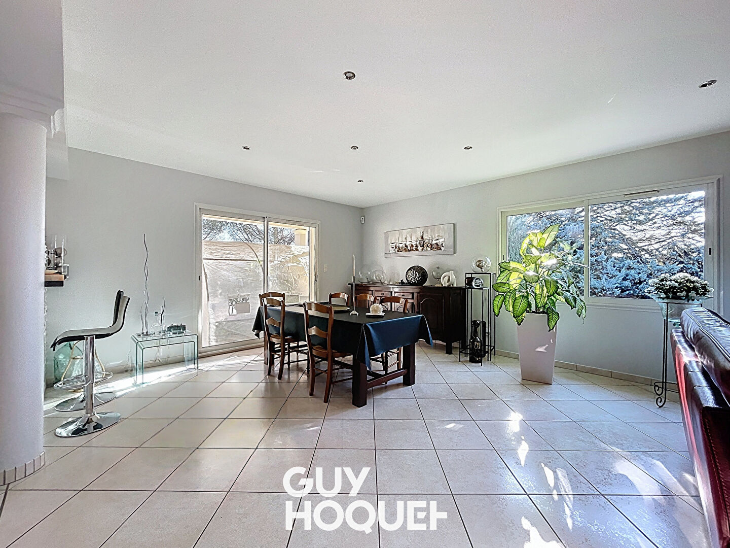 Magnifique Maison de Plain pied, 3 Chambres, Dble GGE - 71850 CHARNAY LES MACON