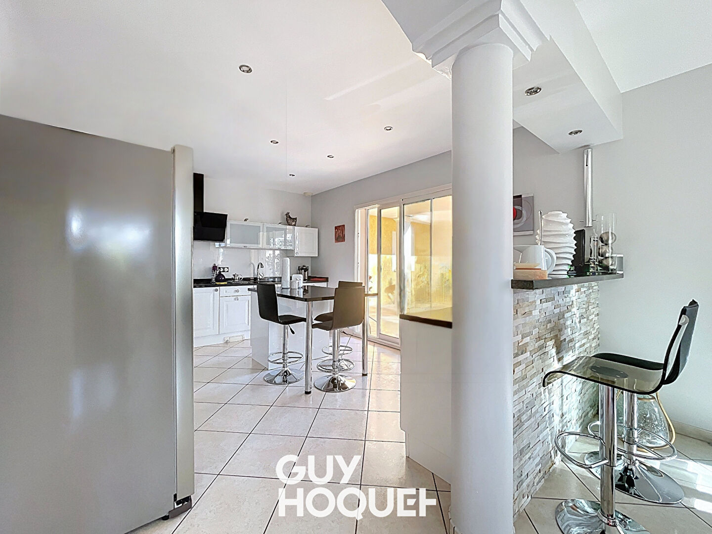 Magnifique Maison de Plain pied, 3 Chambres, Dble GGE - 71850 CHARNAY LES MACON