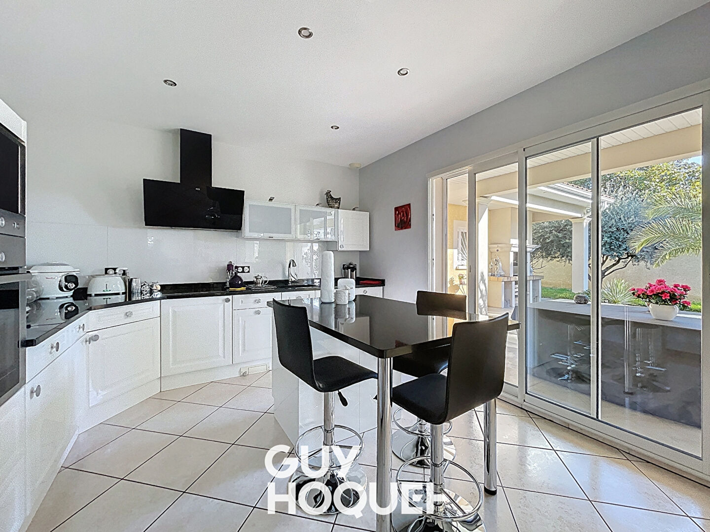 Magnifique Maison de Plain pied, 3 Chambres, Dble GGE - 71850 CHARNAY LES MACON