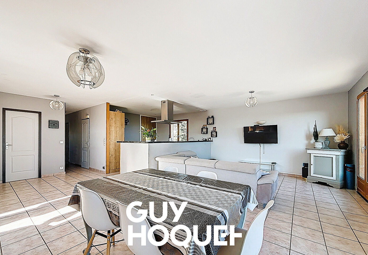 Maison sur Sous-Sol complet 5 Chambres + Dépendances et terrain de 1240 m² avec Vue - 69910 VILLIE MORGON