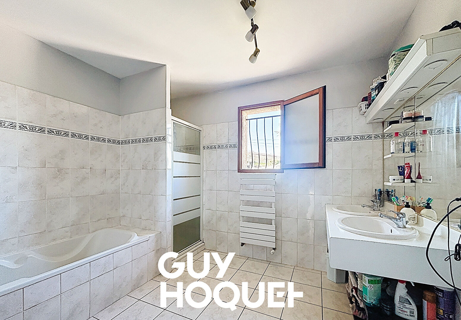 Maison sur Sous-Sol complet 5 Chambres + Dépendances et terrain de 1240 m² avec Vue - 69910 VILLIE MORGON