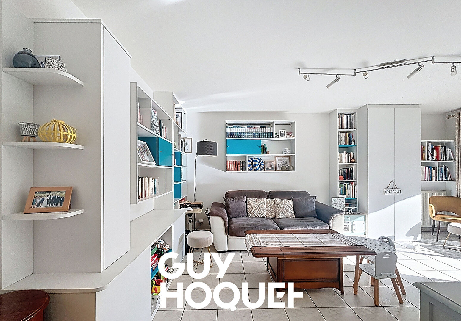 Appartement Centre Ville - Type 3 avec Terrasse Garage et Cave - 71000 MACON