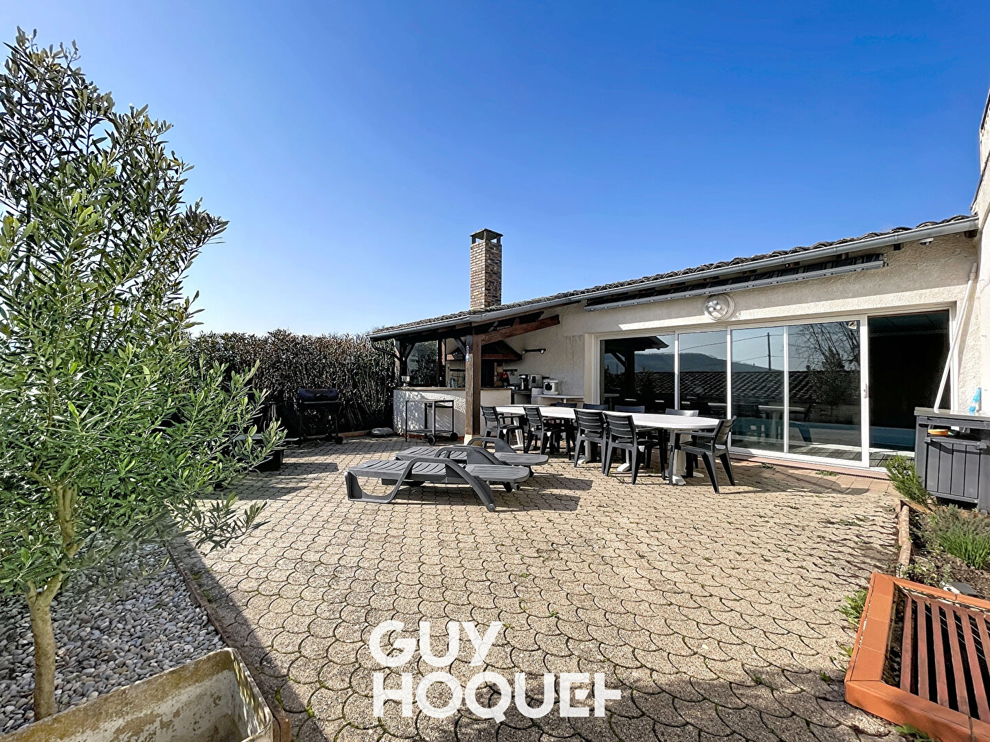 Maison de Maître, 6 Chambres + Logement indépendant - 69840 JULIÉNAS