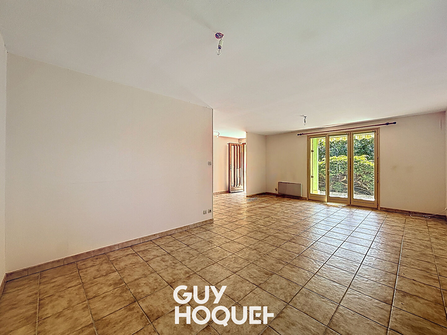 Charmante Maison de 5 Chambres, Sous-sol complet, 71570 SAINT SYMPHORIEN D'ANCELLES