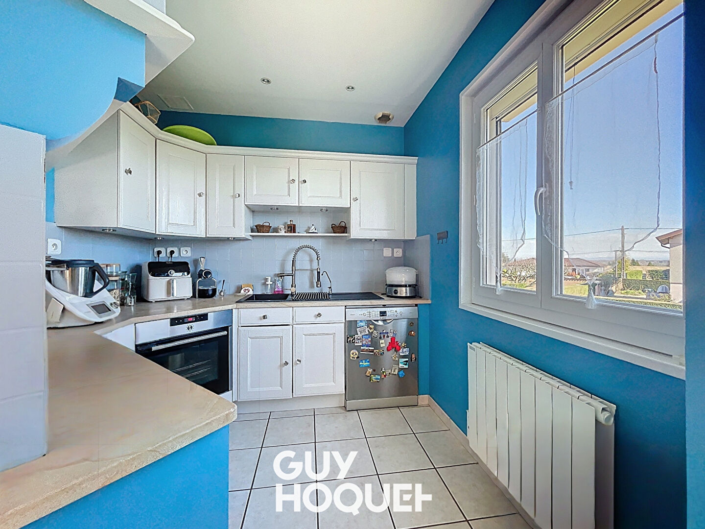 Maison sur Sous-Sol complet 5 Chambres + Dépendances et terrain de 1100 m² environ