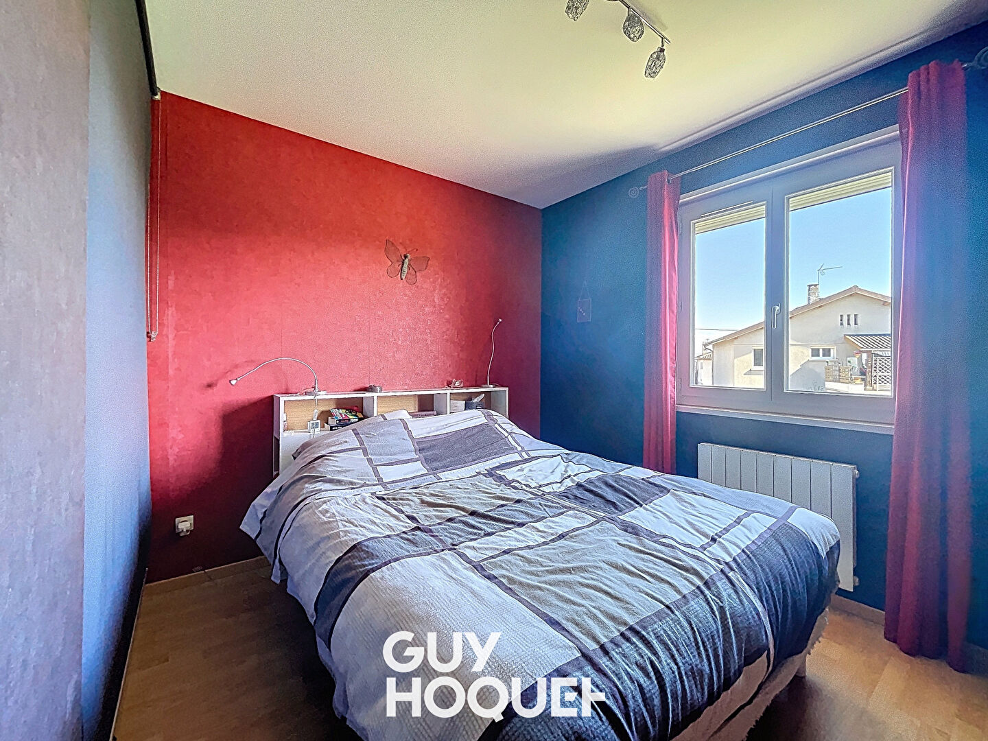 Maison sur Sous-Sol complet 5 Chambres + Dépendances et terrain de 1100 m² environ