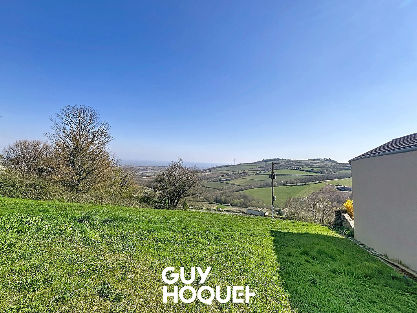 Charmante Maison en Pierre Rénovée de 186m2 avec Vue Imprenable - 71570 PRUZILLY