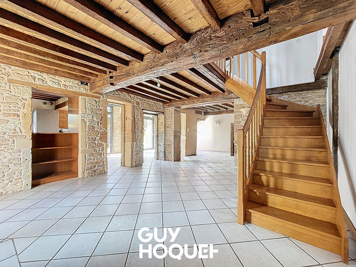 Maison Vinzelles 6 pièce(s) 215 m2