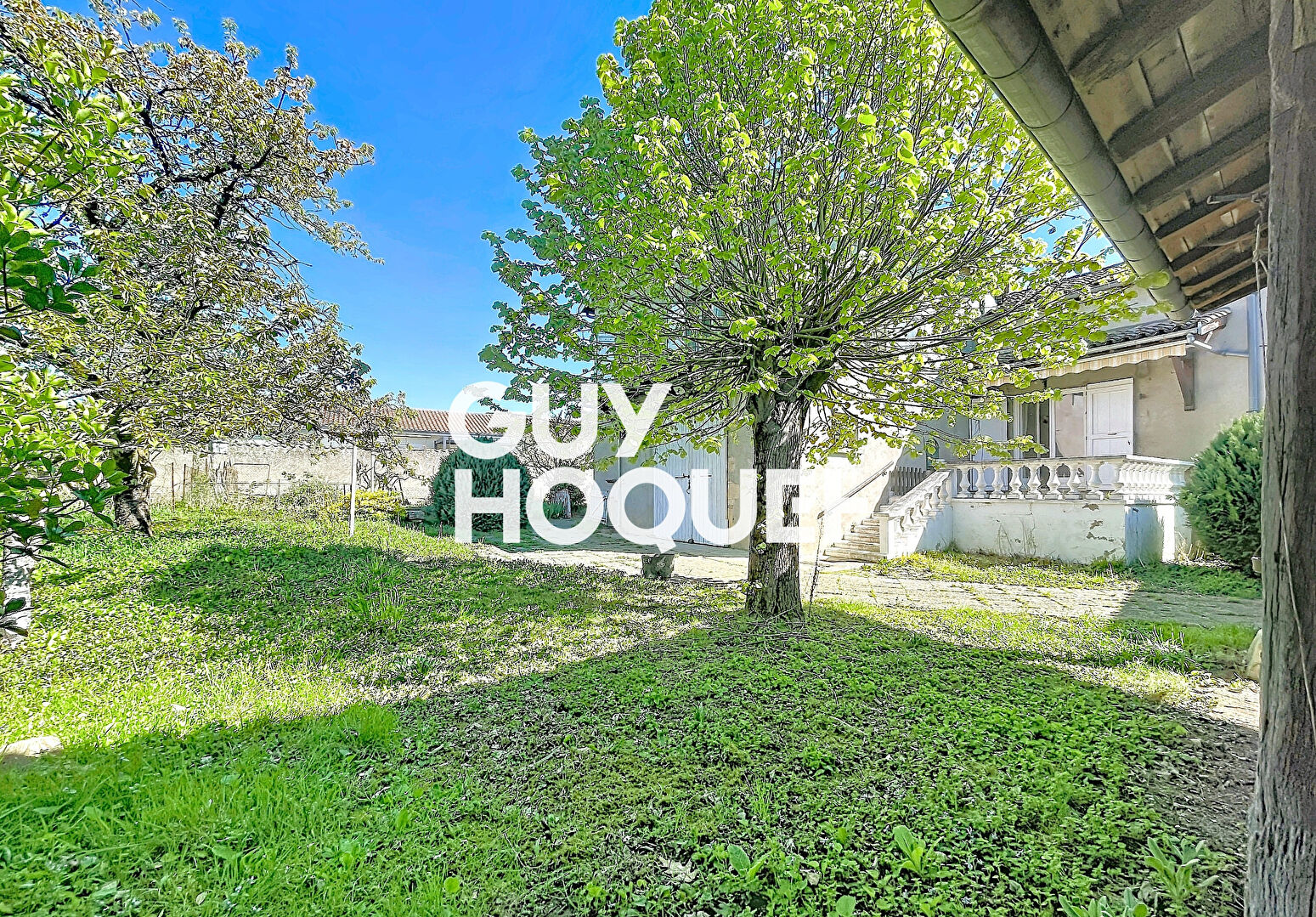 Maison Ancienne à Rénover 4 Chs + Dépendances et terrain de 1039 m² environ - 71570 LA CHAPELLE DE GUINCHAY