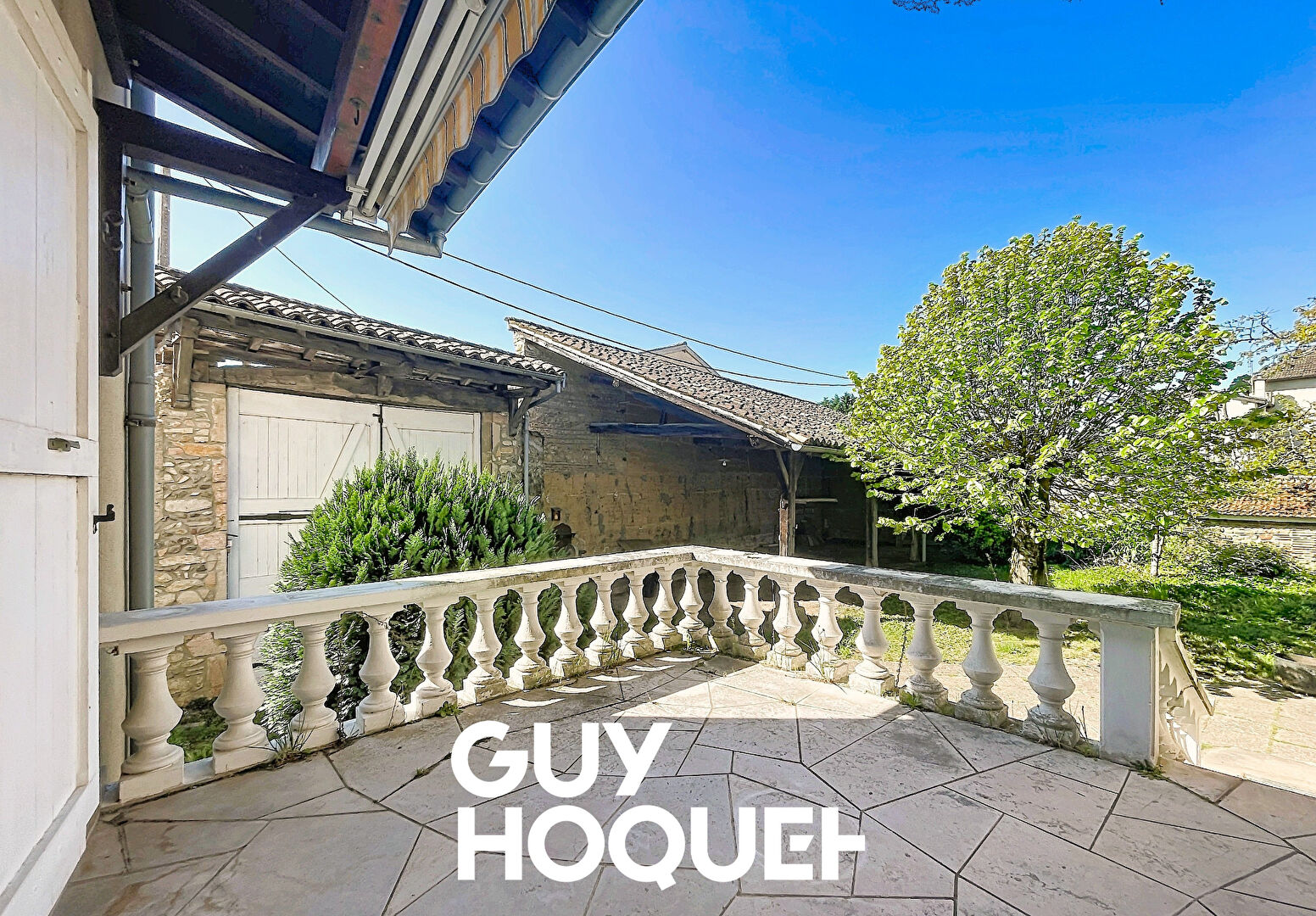 Maison Ancienne à Rénover 4 Chs + Dépendances et terrain de 1039 m² environ - 71570 LA CHAPELLE DE GUINCHAY